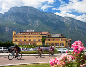 Гостиница Sartori's Hotel  Тренто